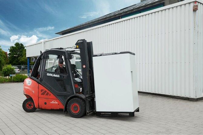 sContainer Transport Gabelstapler